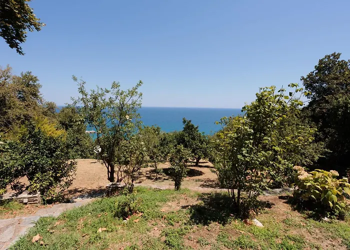 Holiday home Aggeliki- Mountain Meets The Sea