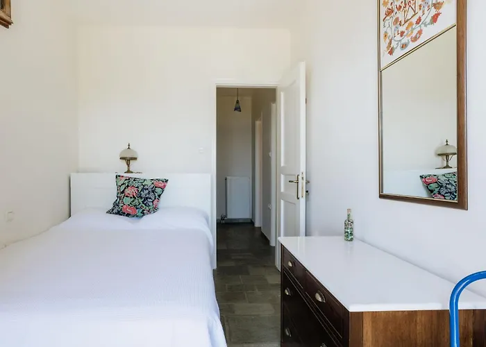 Aggeliki- Mountain Meets The Sea Holiday home *