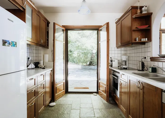 Aggeliki- Mountain Meets The Sea