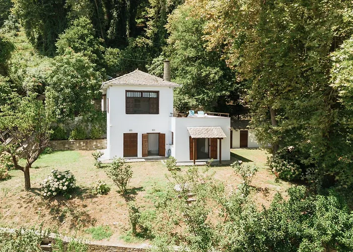 Aggeliki- Mountain Meets The Sea Holiday home