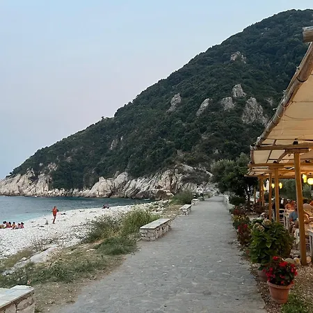 Aggeliki- Mountain Meets The Sea Nyaraló *