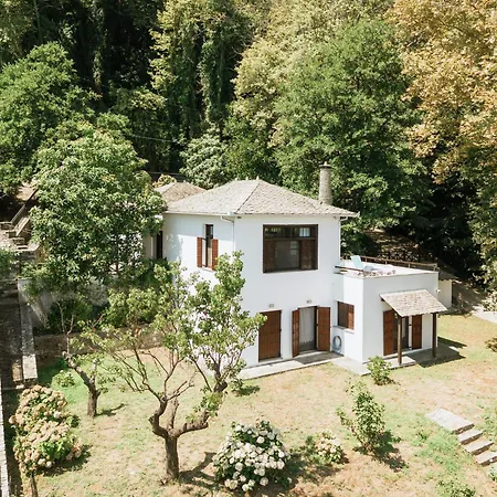 Aggeliki- Mountain Meets The Sea * Agios Ioannis (Thessaly)