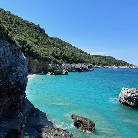Aggeliki- Mountain Meets The Sea Nyaraló