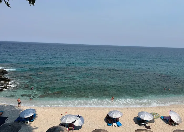 בית נופש Aggeliki- Mountain Meets The Sea